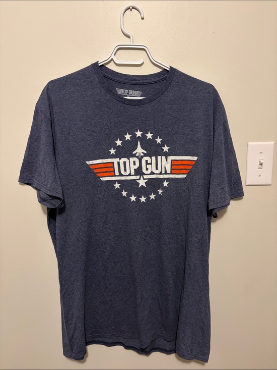 Top Gun Other - Top Gun Men's Navy Graphic Tee with Emblem